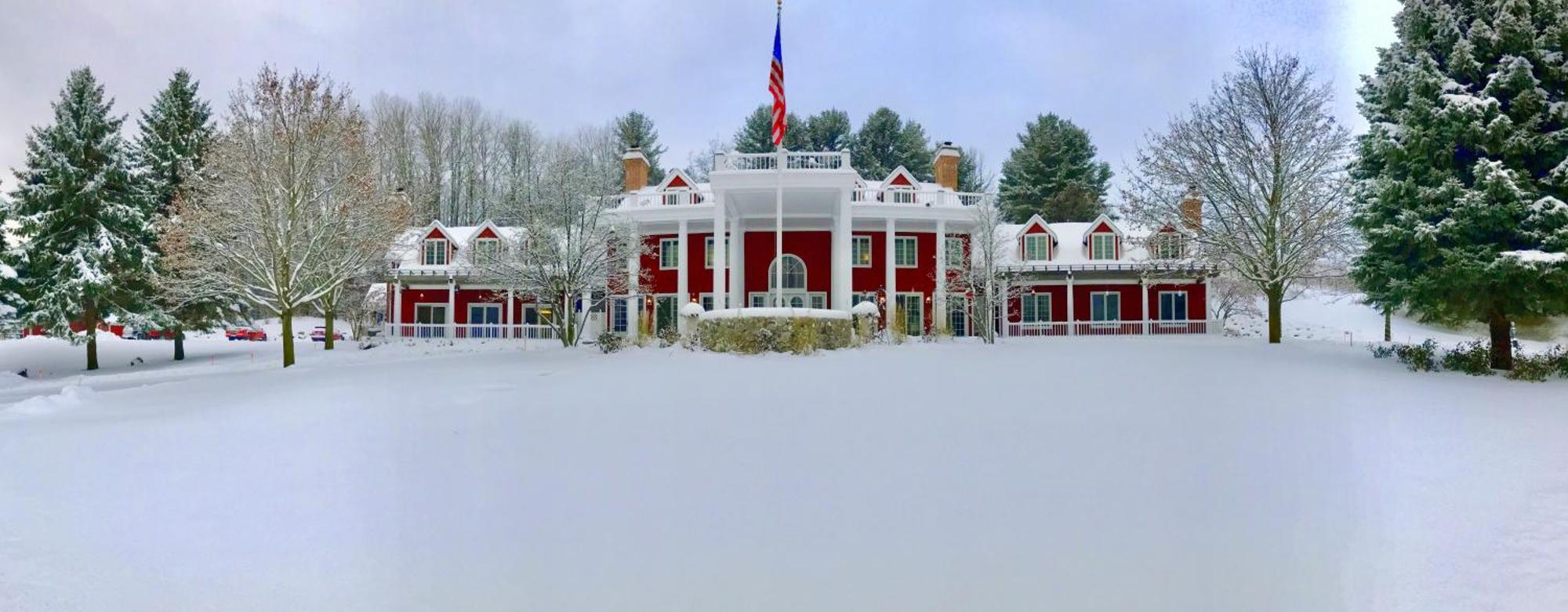 Inn At Black Star Farms Suttons Bay Dış mekan fotoğraf